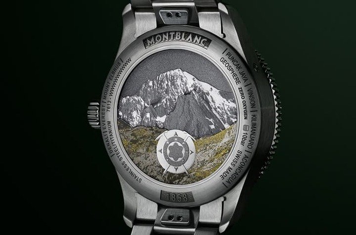 1858系列Geosphere世界时间零氧手表的表背拥有雷射技术创造的逼真白朗峰图案。