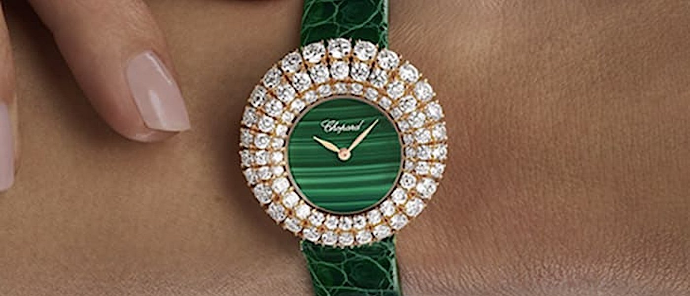萧邦L'Heure du Diamant新表集合钻石与孔雀石两大元素 分别有圆形和菱形两大表壳造型