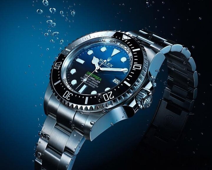 新款Oyster Perpetual Rolex Deepsea，首次搭载3235机芯，全面体现劳力士的顶尖制表工艺