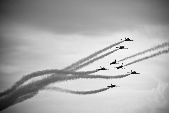 百年灵喷气机队亮相2013中国新疆•克拉玛依航空旅游节 