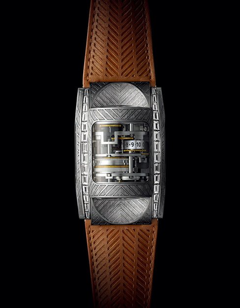 BUGATTI Victoire腕表搭载PF370机芯，表底盖雕刻独立编号，「2004-2014" MODÈLE UNIQUE」