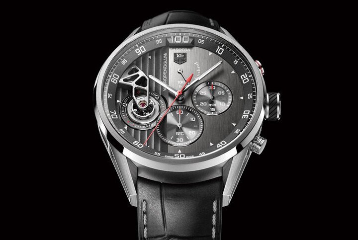 Carrera MikroPendulum，具有两种机芯，同时具备的计时和走时系统，并以一种无游丝由磁铁驱动的螺旋系统，能够使摆轮以低震幅、高频率震动，从而确保完美的精准度和稳定性