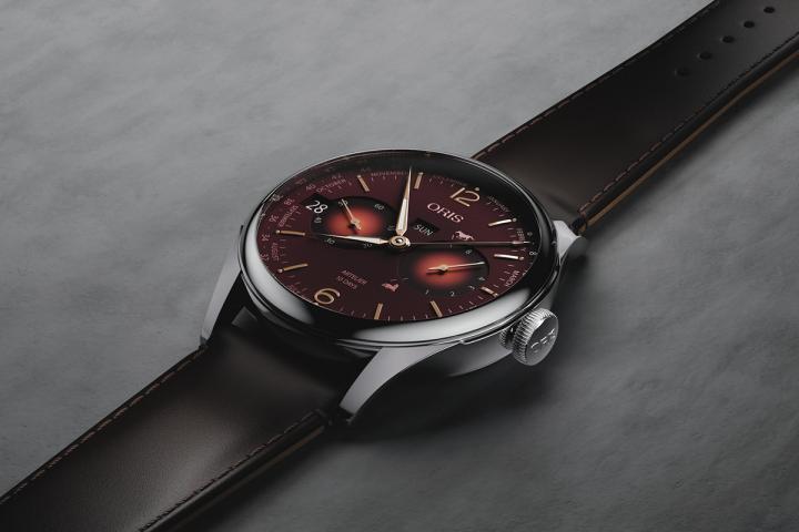 今年的生肖 "马" 象征热情、自信与前进的力量，Oris 特别推出仅 88 只的限量表款，寓意双倍好运。
