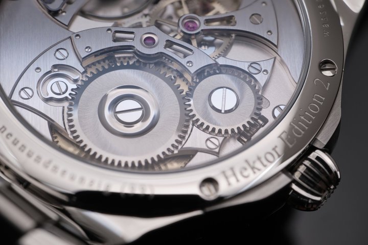 Lang & Heyne 的机芯同时蕴含德国与瑞士怀表的风格与元素。