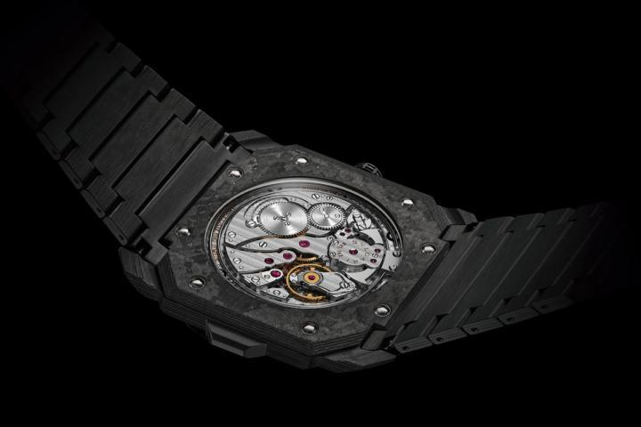 Minute Repeater Carbon