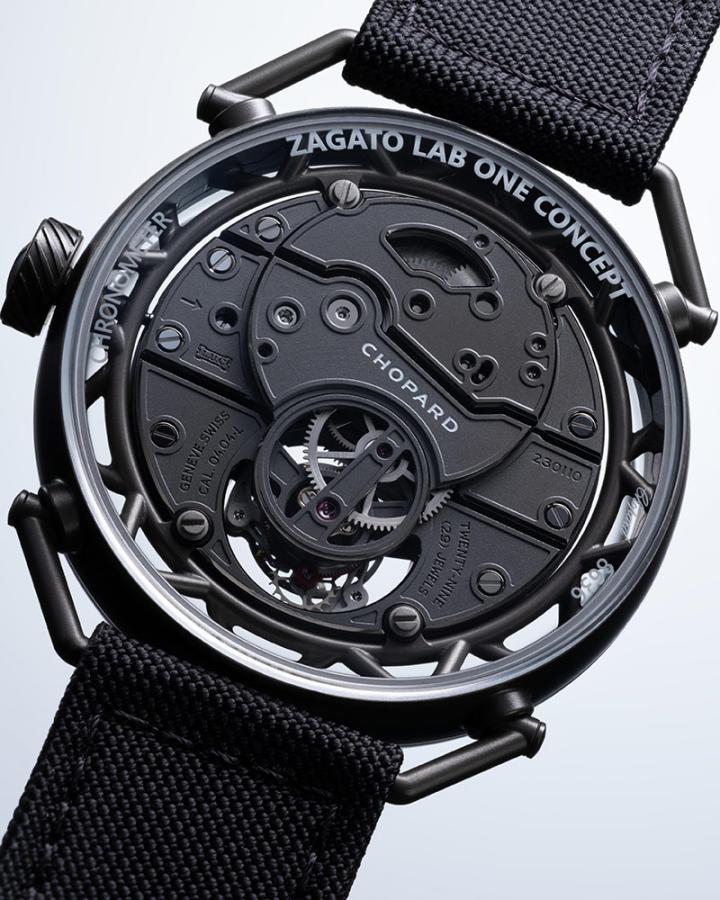 Zagato Lab One Concept 搭载 L.U.C 04.04-L 手动上链机芯，由 207 枚零件组成，配备 29 颗宝石，振频每小时 28,800 次 (4 赫兹)，提供 60 小时动力储存。机芯采用炭灰色陶瓷钛金属桥板及主夹板，搭载飞利浦终端曲线游丝与 Variner® 摆轮，并通过 COSC 认证。