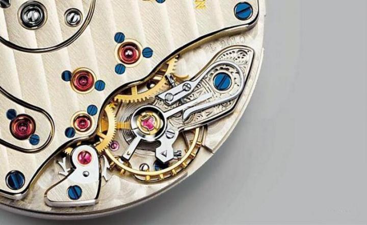 鹅颈式微调机制