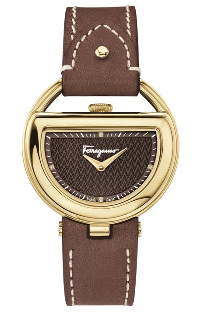 Buckle系列充满特色的表盘展现出SALVATORE FERRAGAMO前卫的时尚品味