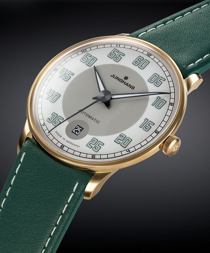 JUNGHANS MEISTER DRIVER AUTOMATIC大师驾驶者系列腕表