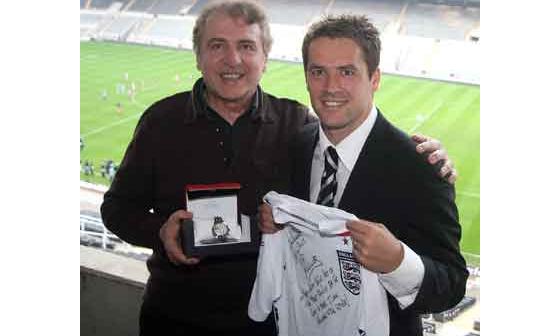 Tissot天梭庆贺与其形象代言人Michael Owen迈克尔•欧文共筑的十年优秀合作关系