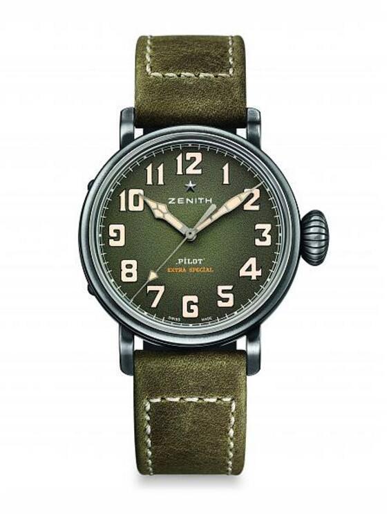 真力时飞行员系列TYPE 20特别版腕表，40毫米，参考价格：人民币42,900元