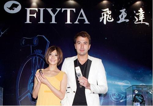 音乐才女林逸欣、演员黄志玮亮丽出席飞亚达活动