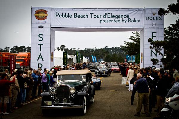 由劳力士 Rolex 冠名赞助的Pebble Beach Tour d'Elegance巡游起点