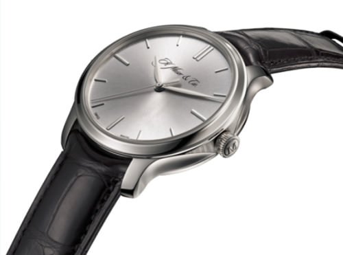343.505-020 Monard White Gold Silver-plated Dial，参考价格：RMB 162,000