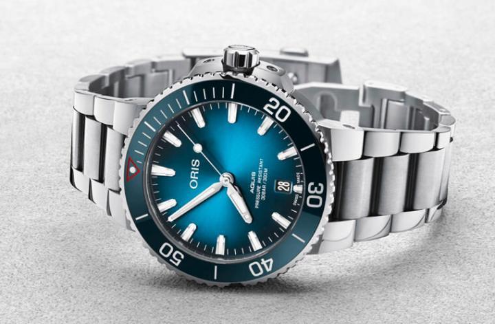 ORIS和太平洋垃圾筛选组织合作，目的是要有效收集飘量在海洋上的塑料垃圾，并将之转化为可利用资源，为此品牌也特地推出限量手表，呼吁爱表人士也一起加入环境保育的行列