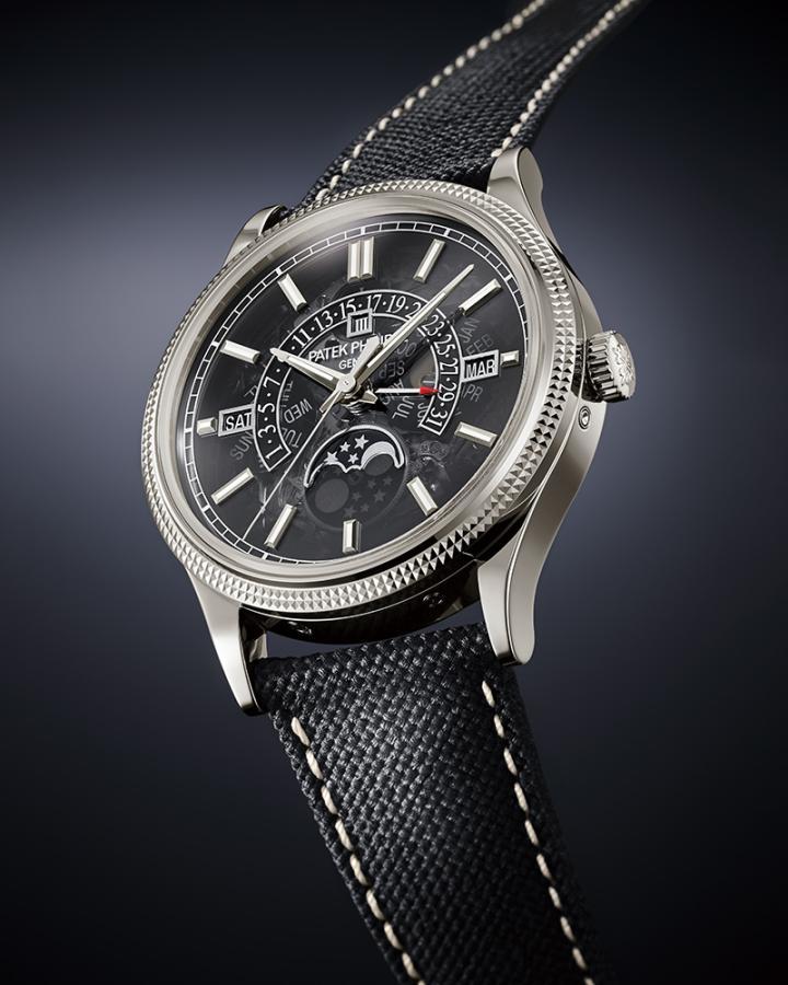 6159G-001 自动回位日期显示万年历腕表