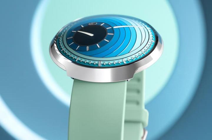 Type 8 DE1 以柔和粉色呈现内敛张力，DE2 采蓝绿色调更为鲜明，各自展现不同艺术个性。