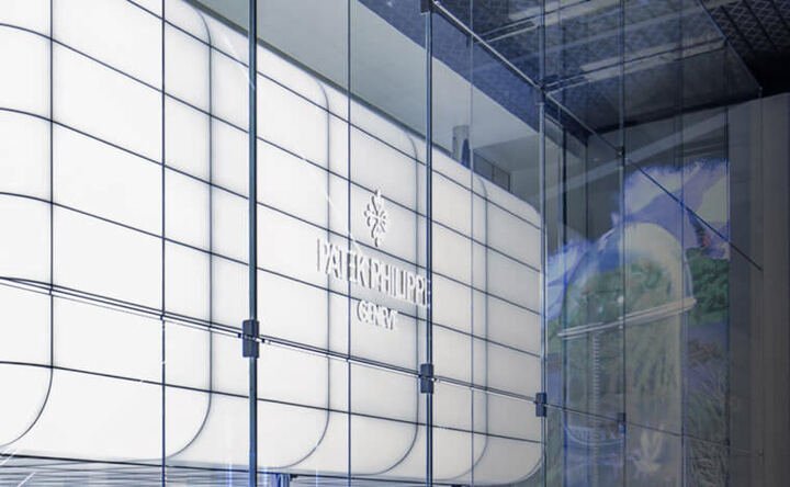 百达翡丽原本计划2021年要加入日内瓦钟表展举行实体表展，不过随着大会最新决议再次停办表展，目前PP也只能跟随大会步伐改以线上发表的形式进行