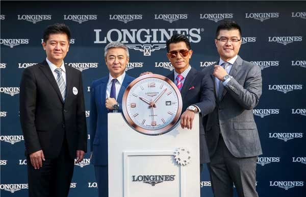 浪琴表优雅形象大使郭富城展示浪琴表康铂系列精钢玫瑰金腕表 