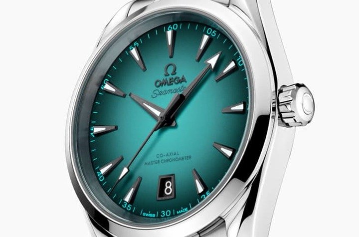 Aqua Terra 150米赶在2024年结束前发表不锈钢新款，包括38和41mm都以前所未见的渐层绿松石色面盘示人。