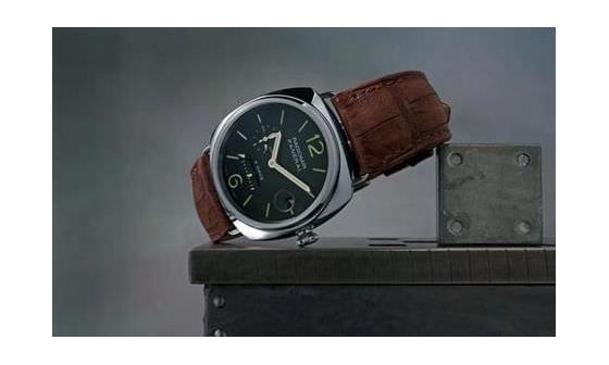 PANERAI沛纳海RADIOMIR 8天 GMT