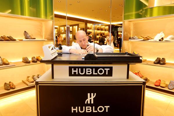 宇舶表制表师现场演绎制表艺术