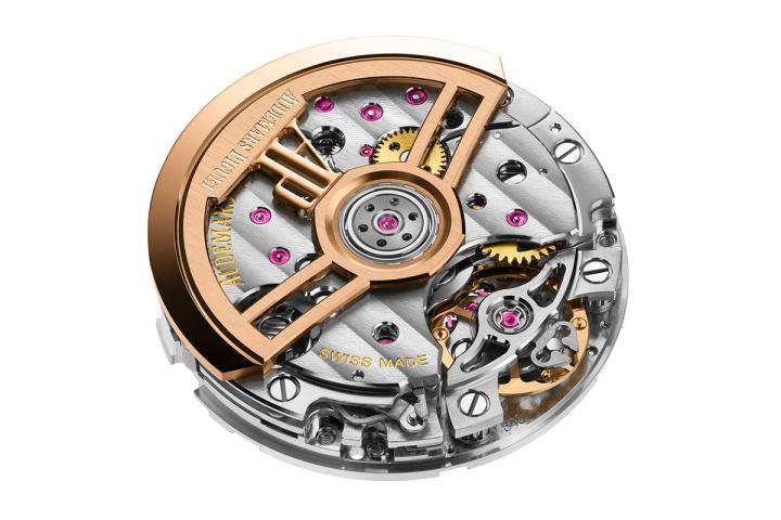 6401 机芯由爱彼耗时五年完全自主研发，为品牌计时码表传承书写了崭新篇章，亦成为 Royal Oak 皇家橡树系列 38 毫米计时码表发展的重要里程碑。