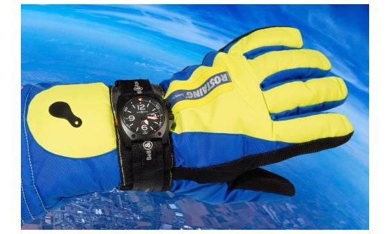 Bell & Ross参与“Big jump高空跳伞”