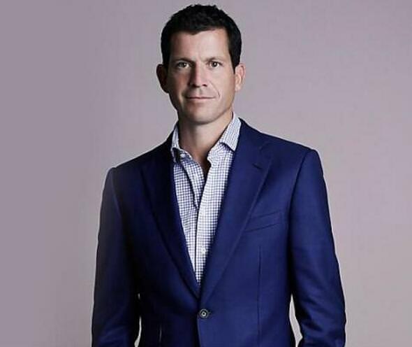 曾被誉为「英国希望」的网球选手Tim Henman，职业生涯曾经六度闯入四大满贯赛的四强战，世界排名最高曾冲至第四名，于2007年宣告退休