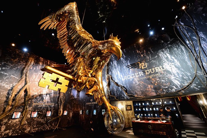 2013年度 SIHH期间夺人眼球的Roger Dubuis展台