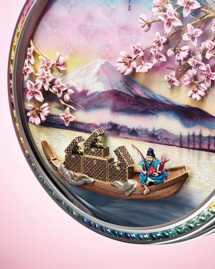 与精湛的雕刻工艺相互呼应，Escale au Mont Fuji 怀表的表盘亦运用多项卓越的珐琅技法，包括大明火珐琅、内填珐琅、金箔珐琅及微绘珐琅。