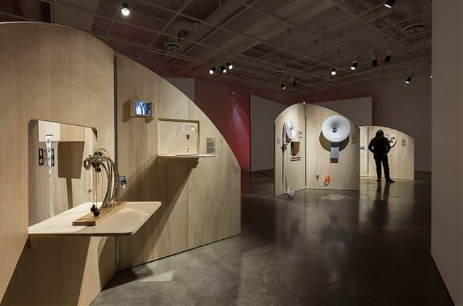  由日内瓦艺术与设计大学学生制作的「瑞士布谷鸟自鸣钟生命的24小时」展览