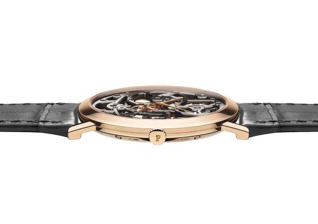 PIAGET Altiplano 是全球最纤薄厚度仅5.34毫米的镂空自动上链腕表