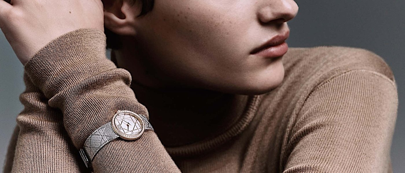 优雅的报时丝带：DIOR La D My Dior新作耀眼登场