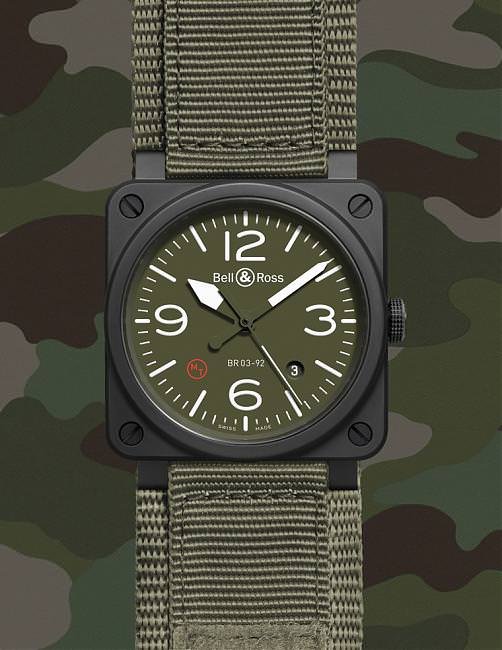 BELL & ROSS推出一枚纯正的军用航空腕表——BR 03 Military Type
