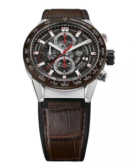 不锈钢材质／Heuer-01自动上链机芯／时、分、小秒、日期显示／ 计时码表功能／蓝宝石水晶镜面／防水100米／表径43mm