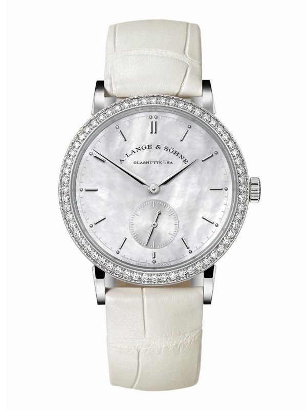Saxonia 白色皮带款式，18K 白金表壳