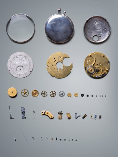 来自1815年的Louis Moinet计时码表的组件