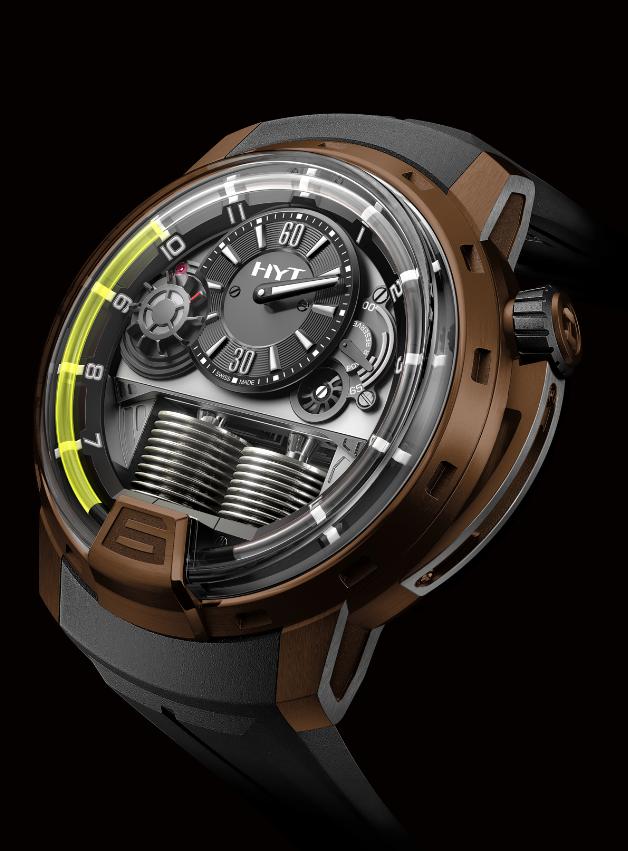 钛金属表壳经青铜喷涂及缎面润饰