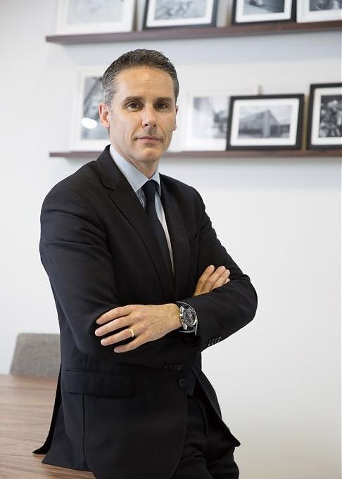 万宝龙资深执行董事奥利维尔罗伦先生表示，成为高级制表背后成功的关键因素便在于新与突破，正因万宝龙掌握了这两点方能有今日的成就