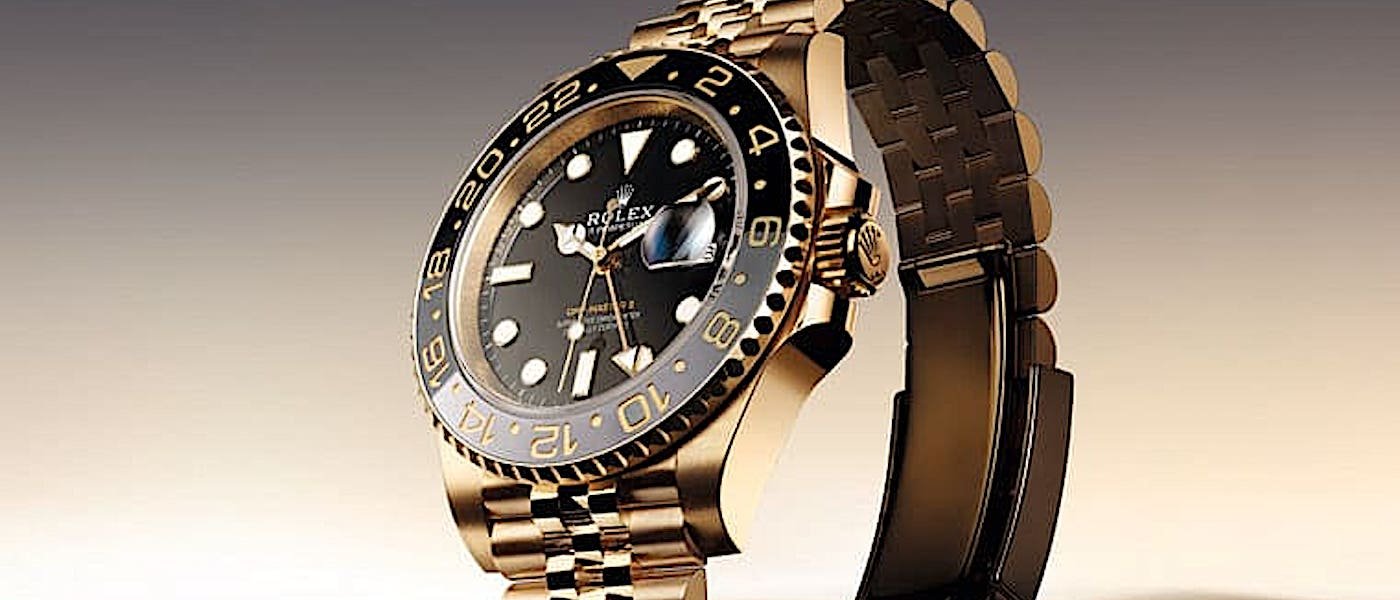 GMT-Master II 2023年融入黄金材质而且第一次启用灰黑双色陶瓷圈