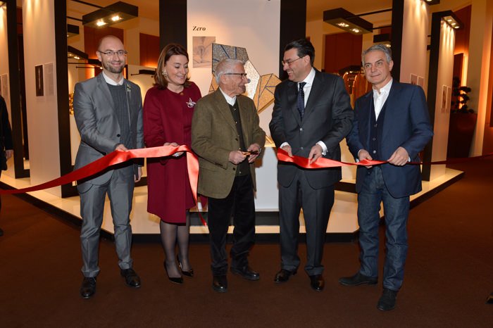 由左至右： Alberto Cavalli，Fabienne Lupo，Juan Carlos Torres，Alessandro Mendini 暨 Hervé Chandes
