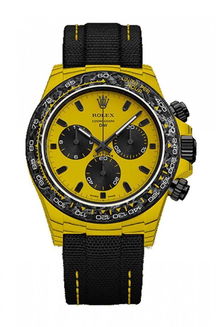 Carbon Bumblebee限量3只，定价人民币52，970。Source：Designa Individual Watches