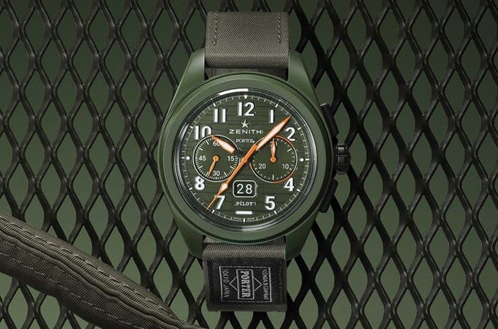 Pilot Big Date Flyback PORTER大日期飞返计时码表的按把与表冠以黑色PVD不锈钢制作，6点方向的大日期视窗延续手表整体设定为绿底白字。