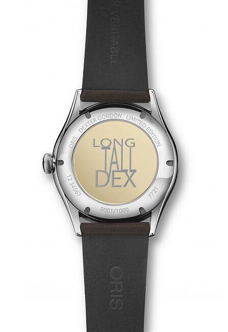 腕表后盖刻有Dexter的昵称‘Long Tall Dex' 