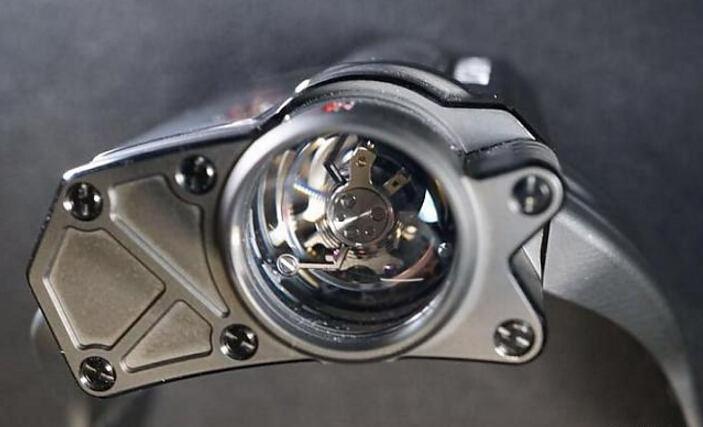 POINT3 饱览飞行陀飞轮动感