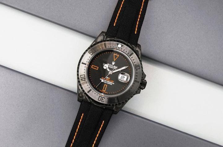 Sea-Dweller ”Atom”限量10只，定价43,490欧元。Source：Designa Individual Watches