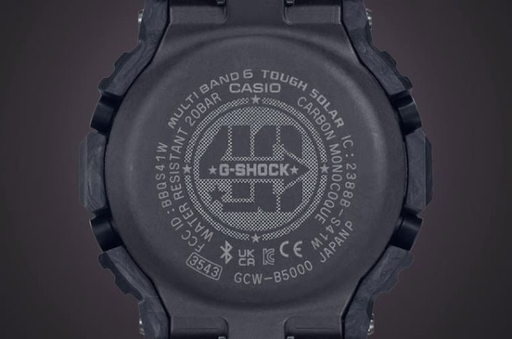 从底盖刻印上的40周年纪念Logo可知，GCW-B5000乃是庆祝品牌里程碑的作品之一。
