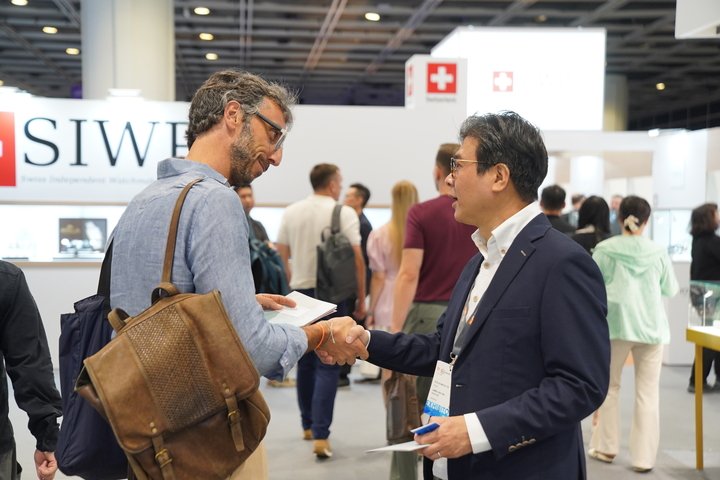 今届展览设有广州、台湾、法国Francéclat和瑞士独立制表展团（SIWP - Swiss Independent Watchmakers Pavilion）设的展馆（上图）。