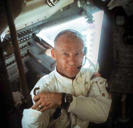 奥尔德林的欧米茄超霸 